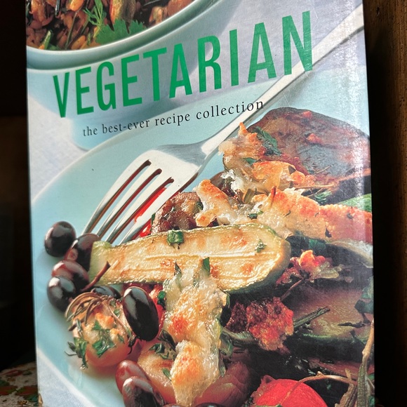4 Vegetarian Cookbooks - Picture 8 of 9